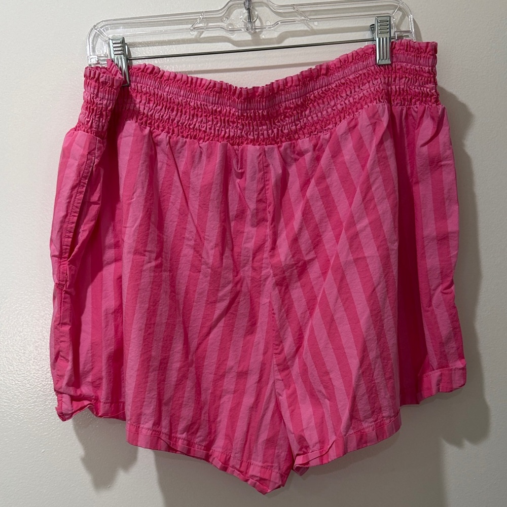 A New Day Fuchsia Smocked Shorts - Picture 4 of 4